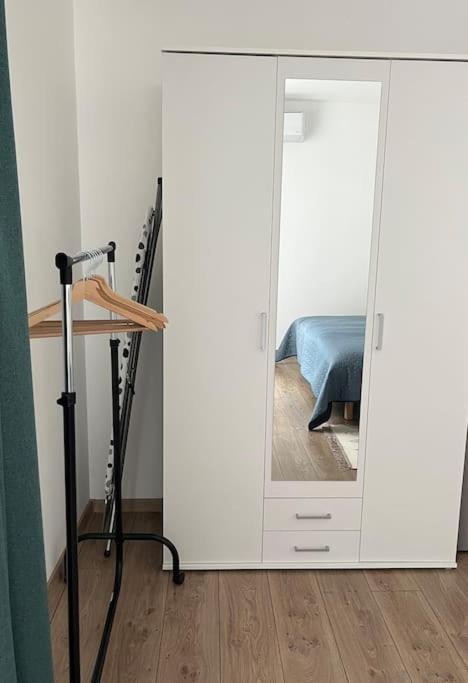 Modern City Center 2 Bedroom Apartment Sofia Esterno foto